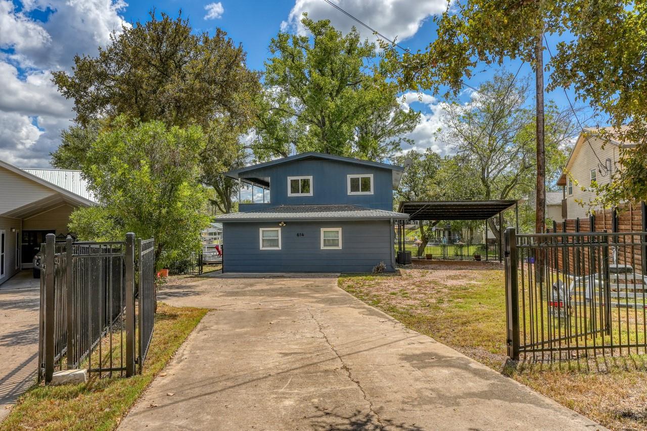 614 E Briarway Dr, Granite Shoals, TX 78654