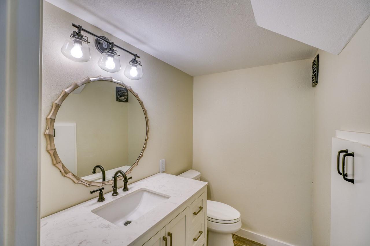 614 E Briarway Dr, Granite Shoals, TX 78654