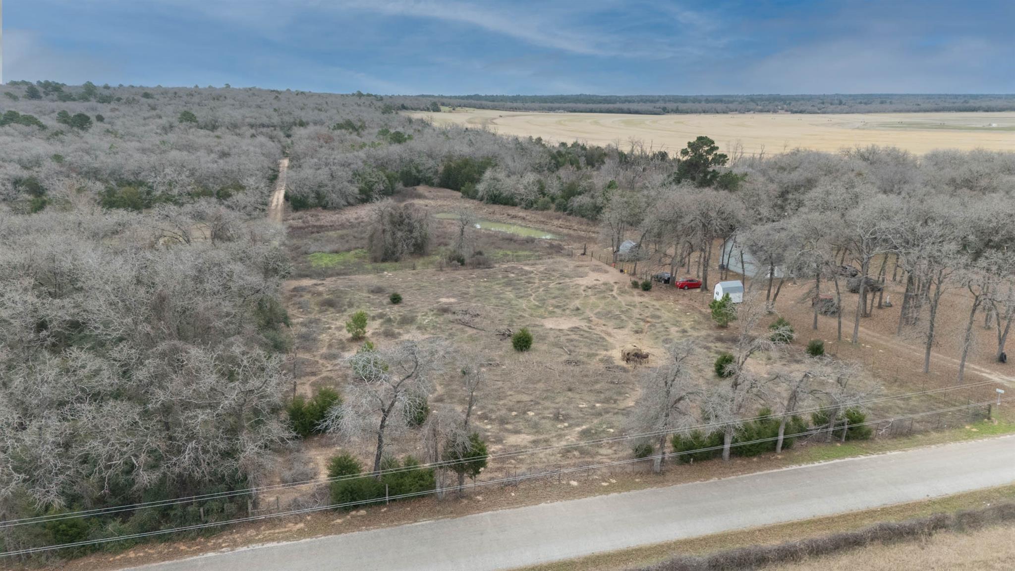 920 Old Potato Rd, Paige, TX 78659