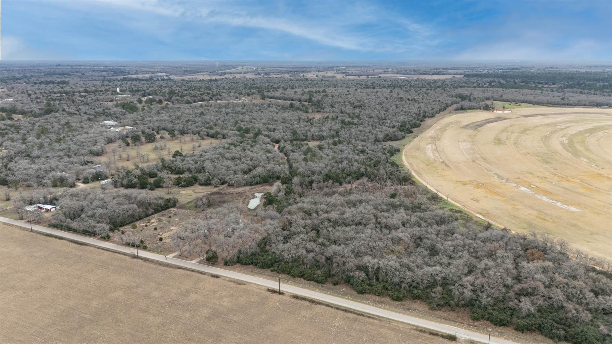 920 Old Potato Rd, Paige, TX 78659