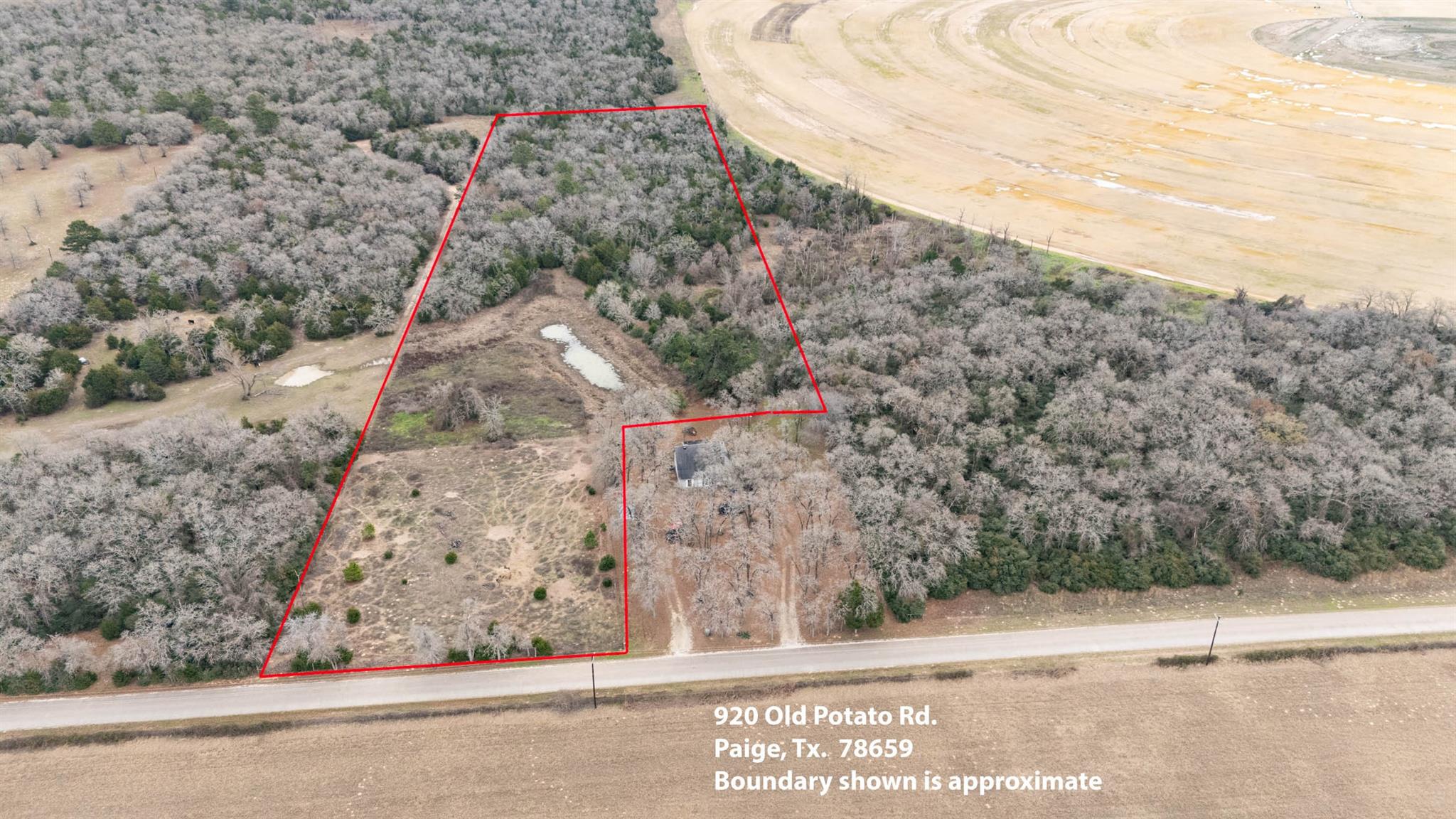 920 Old Potato Rd, Paige, TX 78659