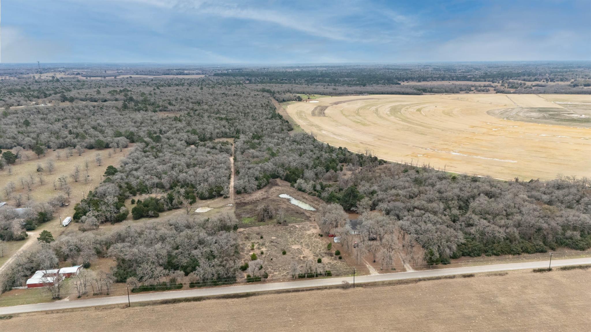 920 Old Potato Rd, Paige, TX 78659