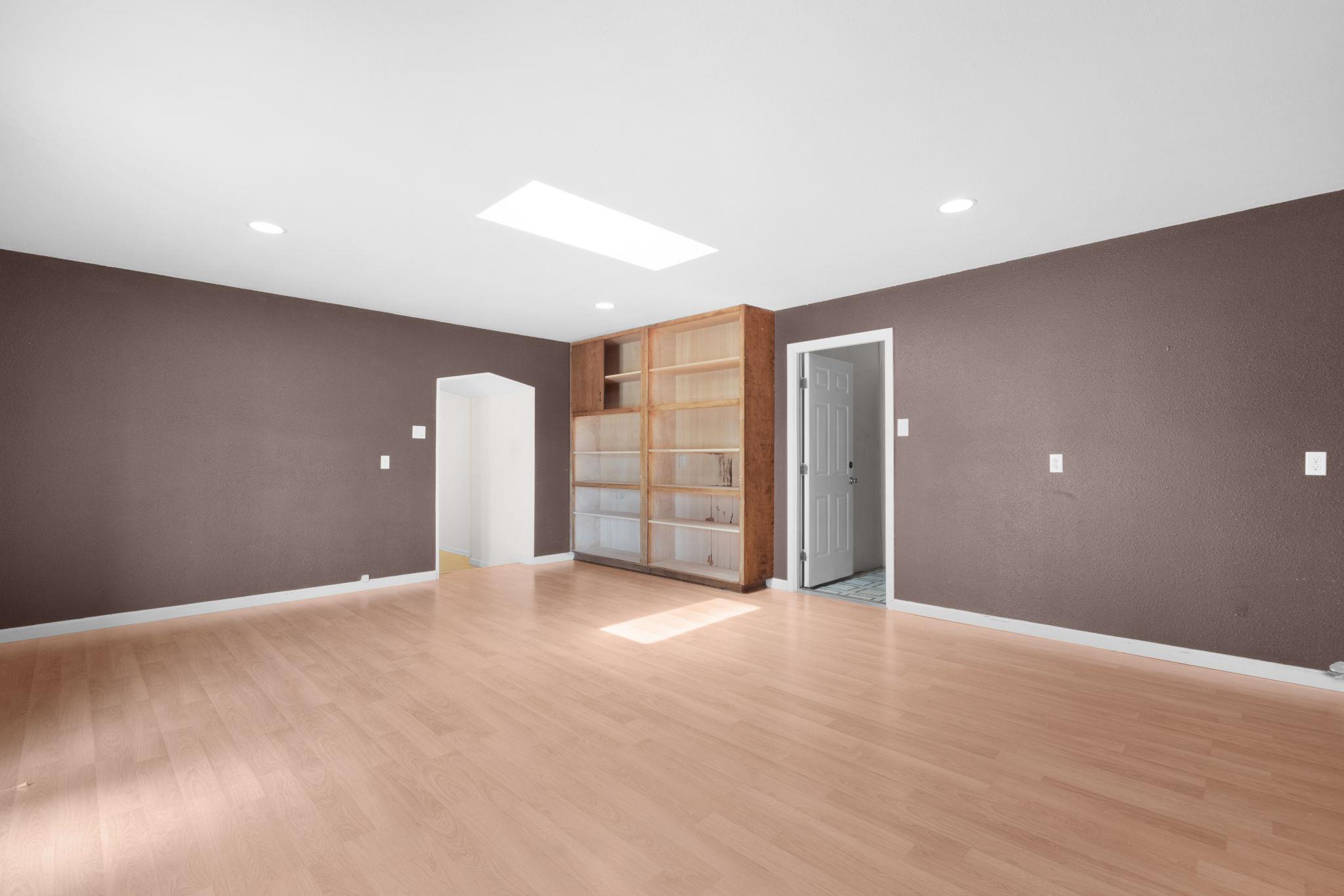 2025 Forest Trl, Kingsland, TX 78639