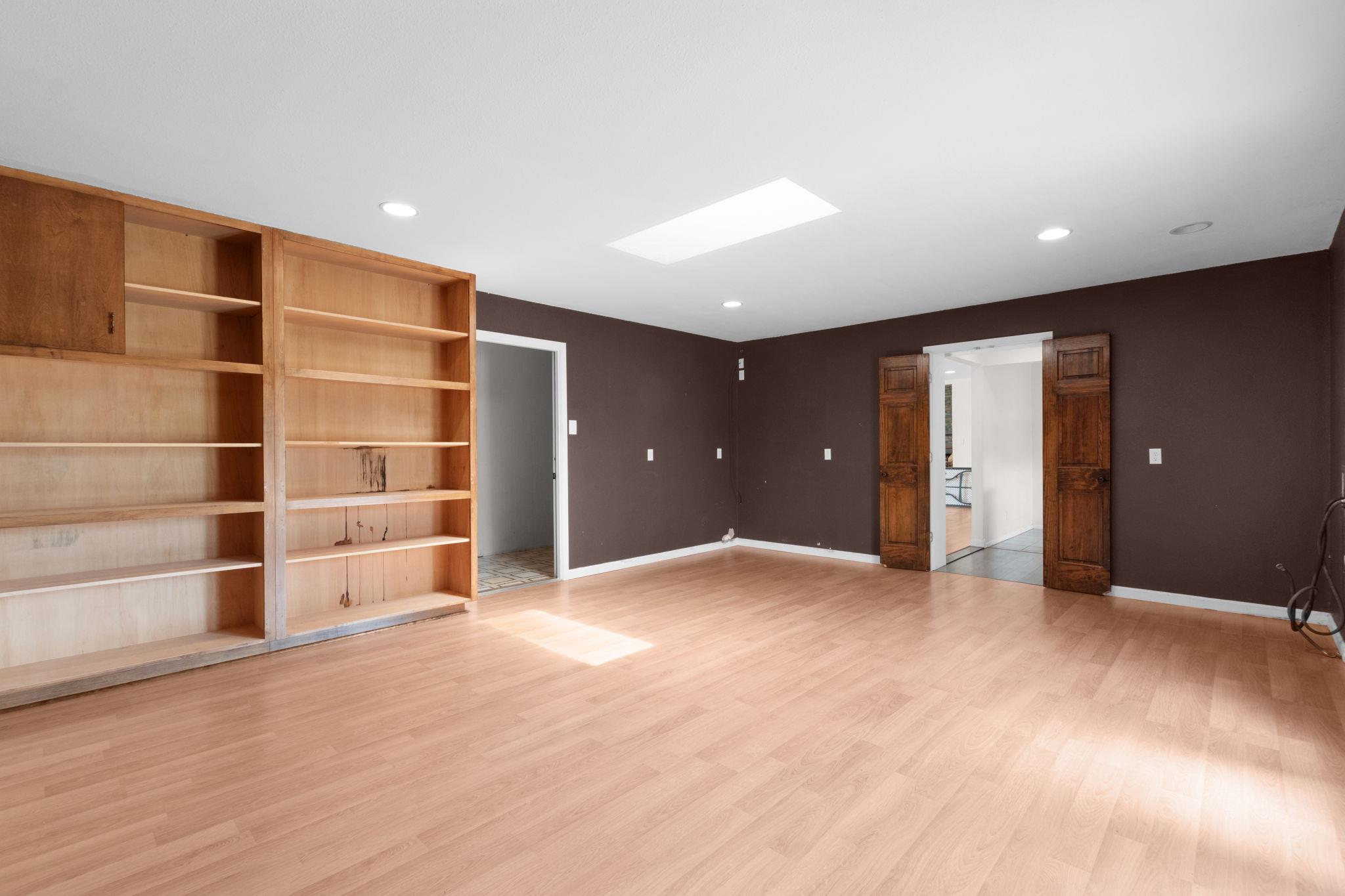 2025 Forest Trl, Kingsland, TX 78639