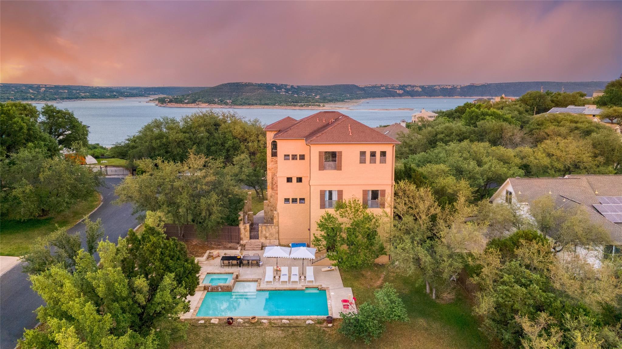 5010 Timothy Cir, Austin, TX 78734