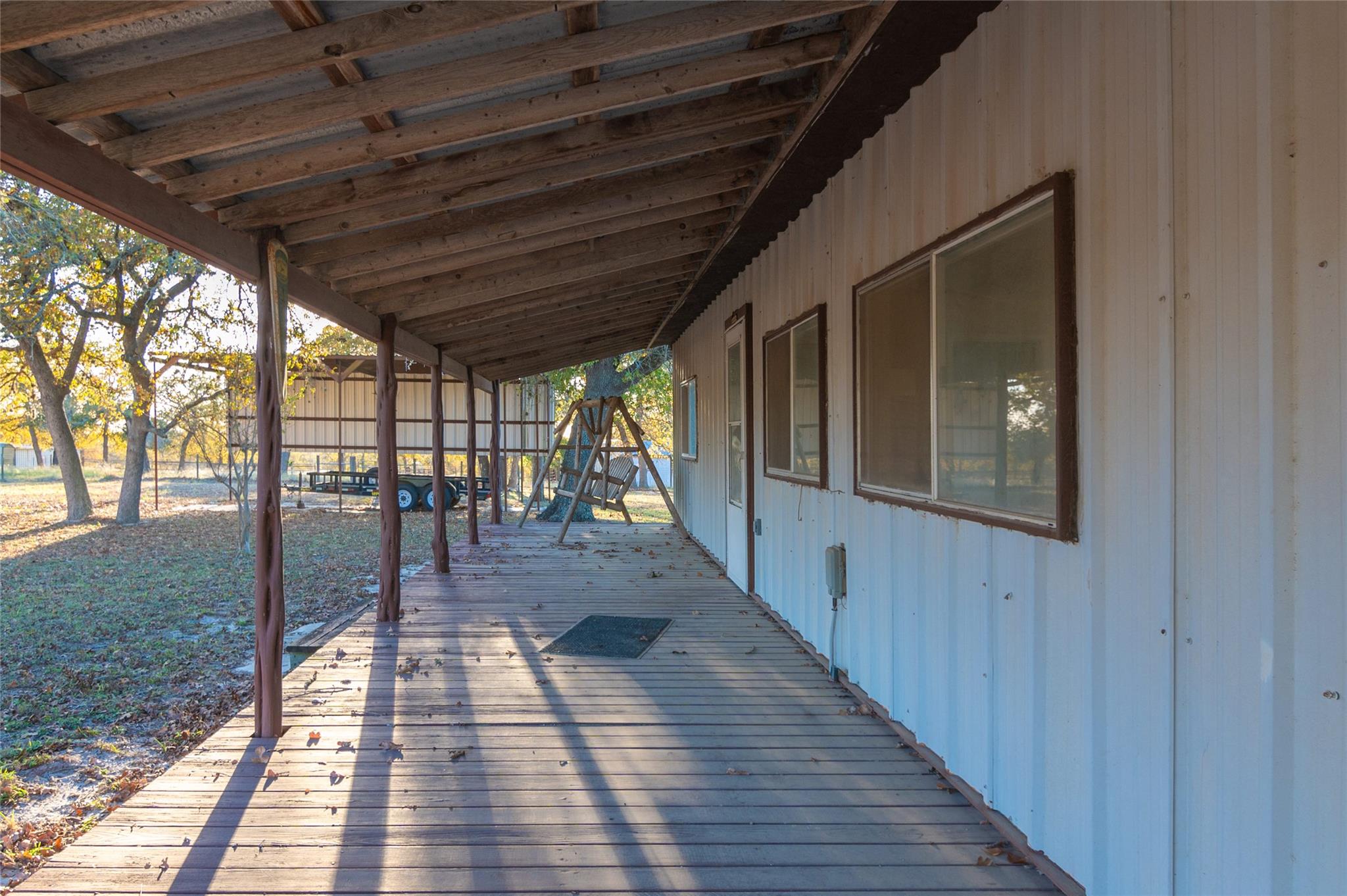 847 Littlehorn Ln, Stockdale, TX 78160
