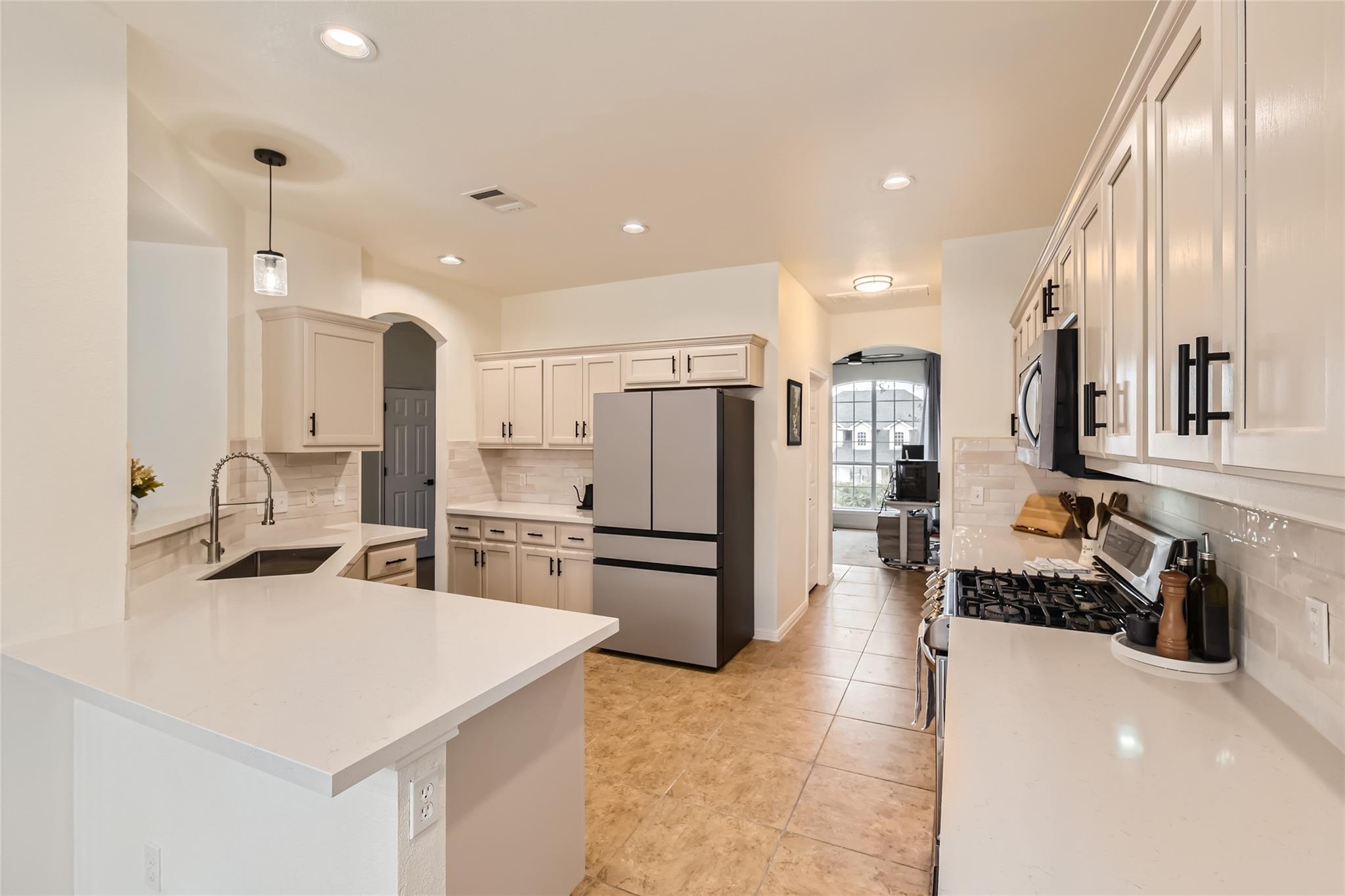 8623 Foggy Mountain Dr, Austin, TX 78736