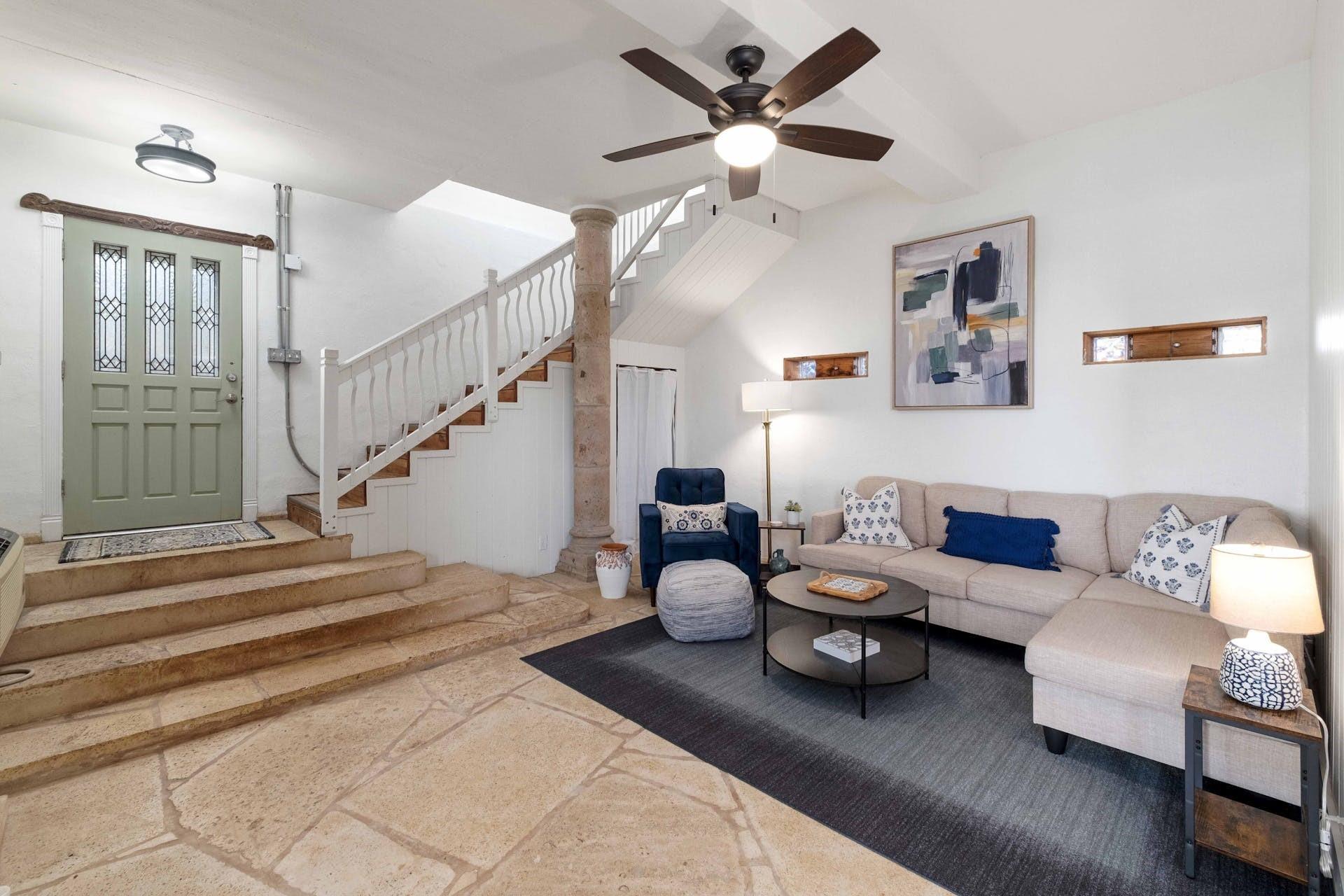 1780 Live Oak Canyon Rd, Dripping Springs, TX 78620