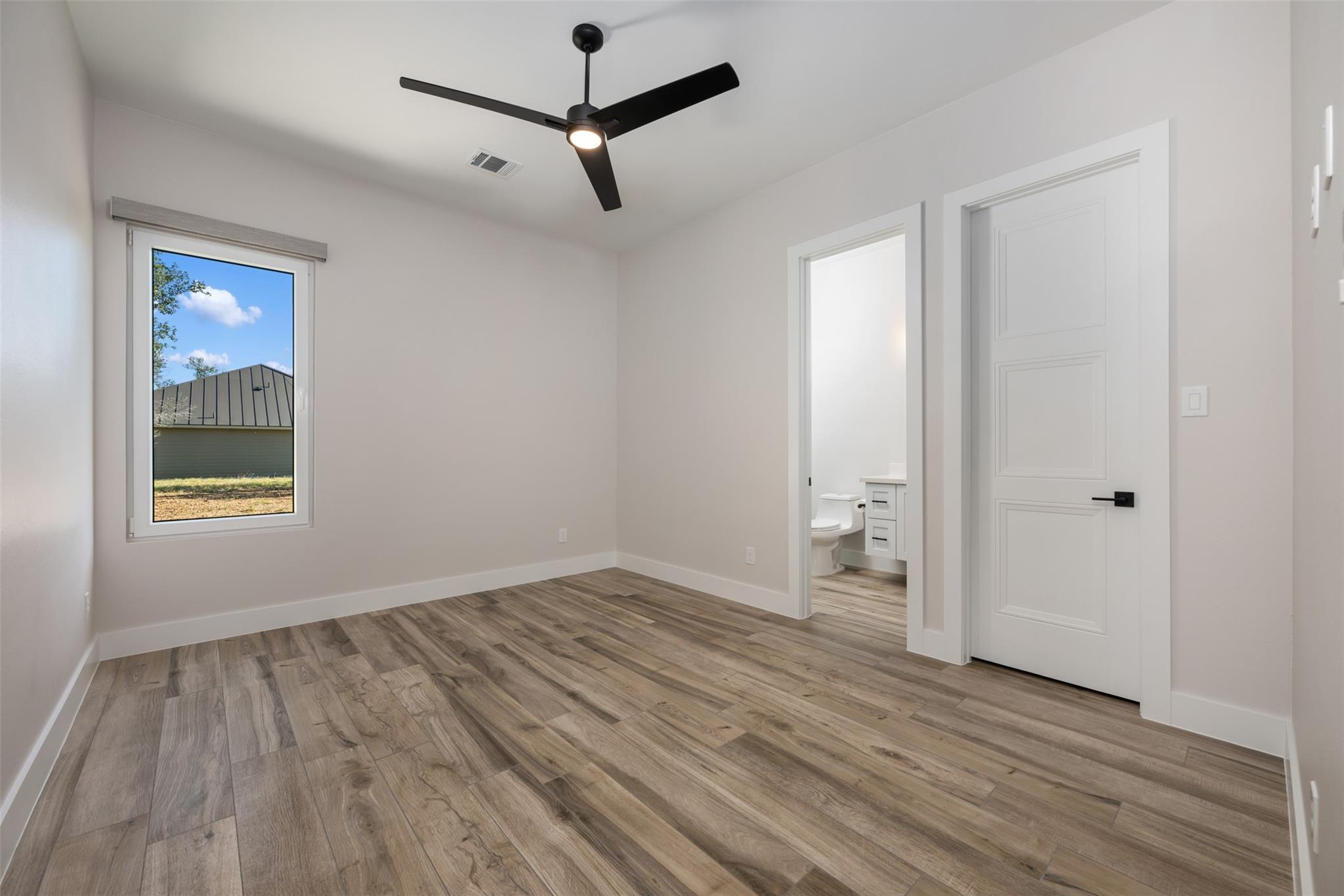 104 Cactus Corner, Horseshoe Bay, TX 78657