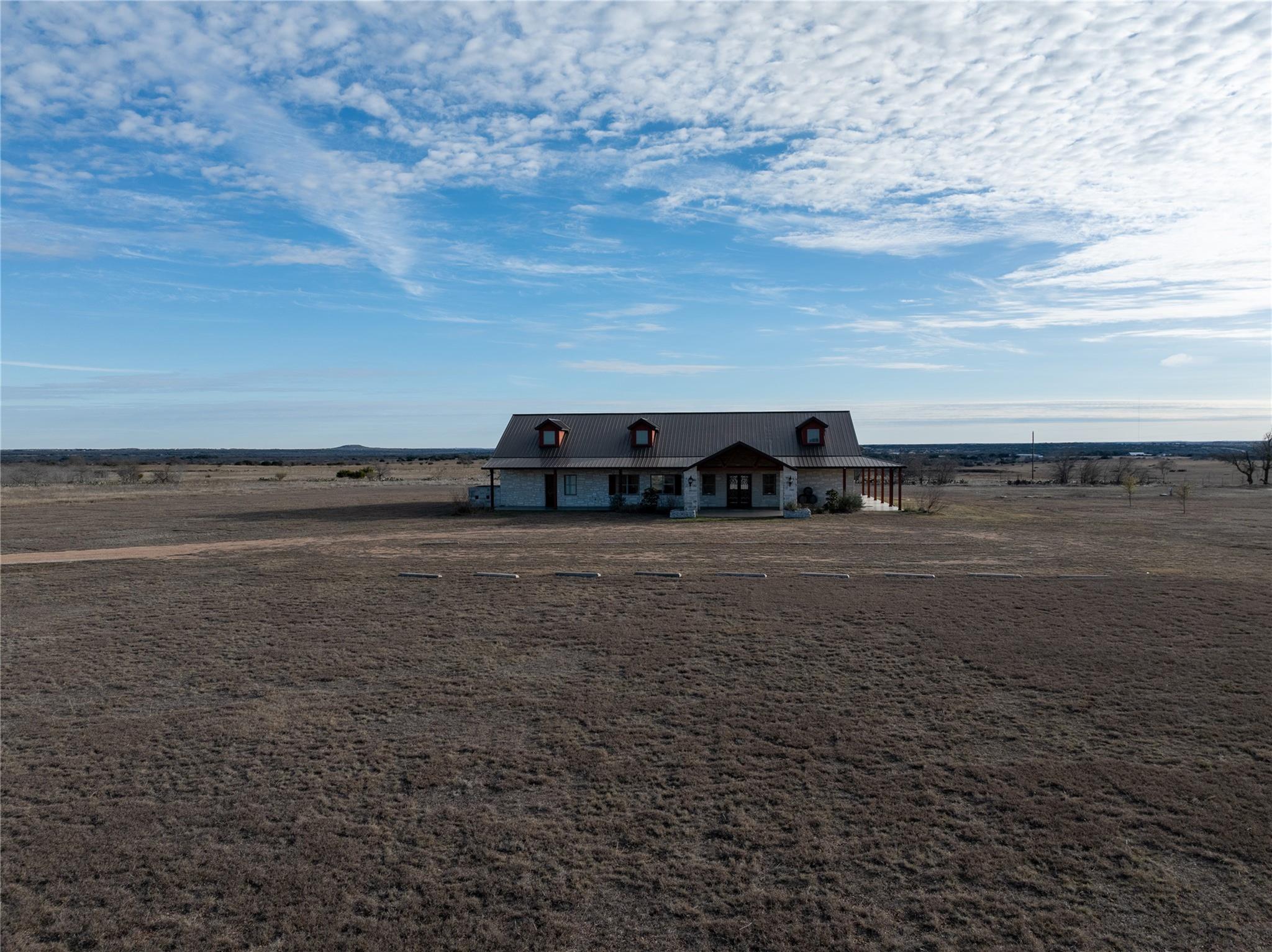 3125 County Road 212 Rd, Bertram, TX 78605