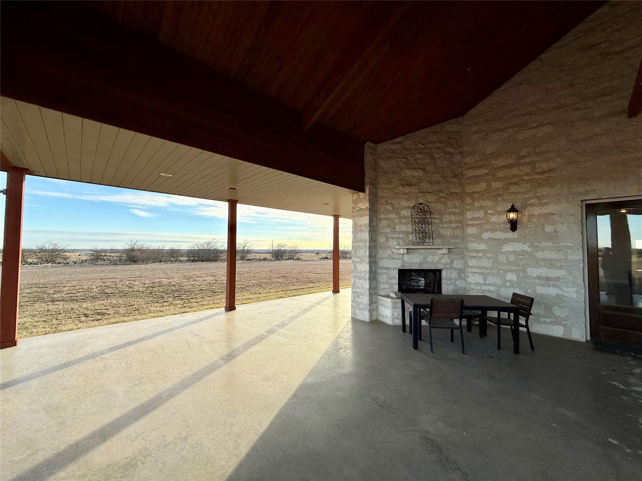 3125 County Road 212 Rd, Bertram, TX 78605