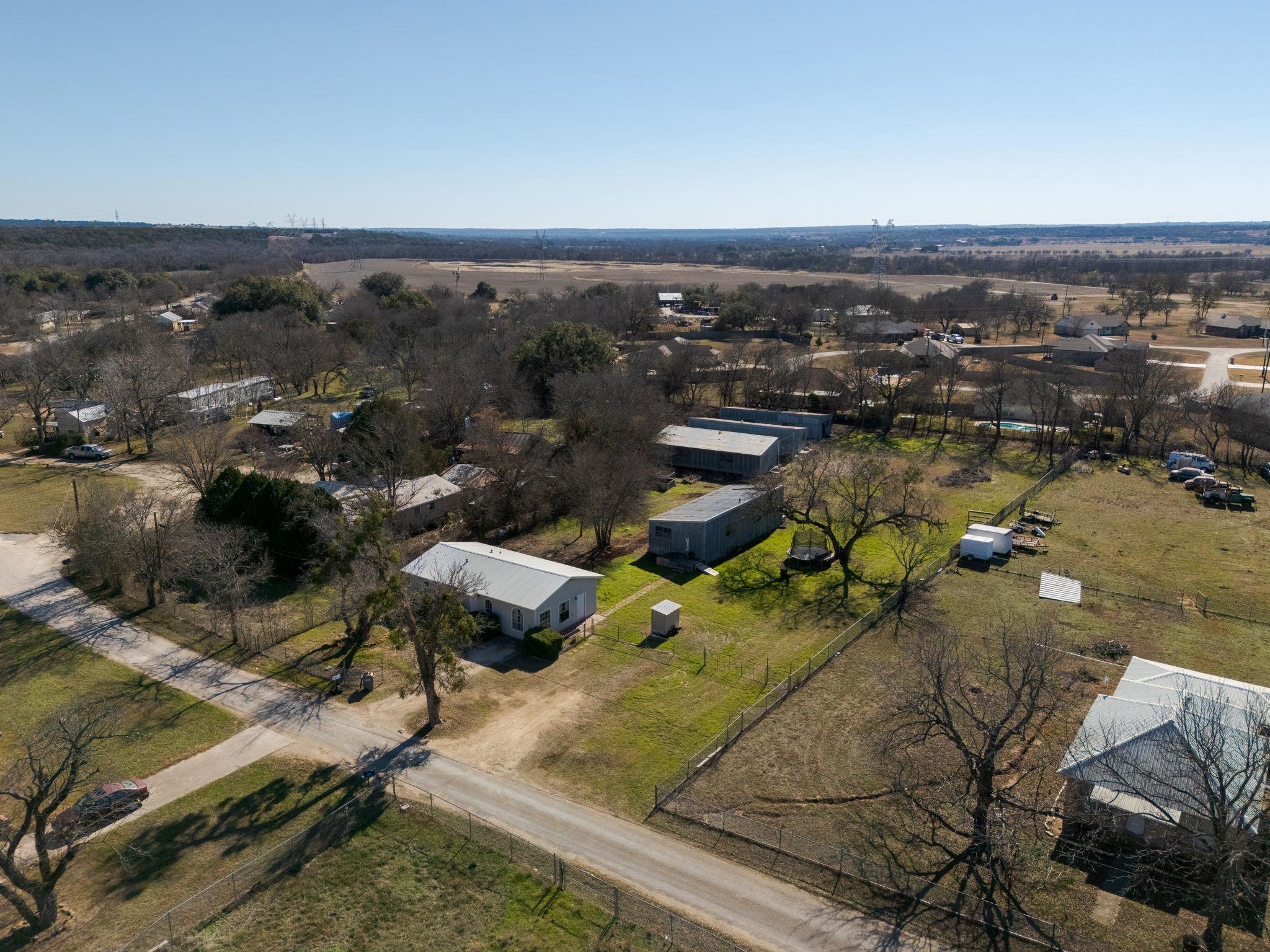 240 Orchard St, Kempner, TX 76539
