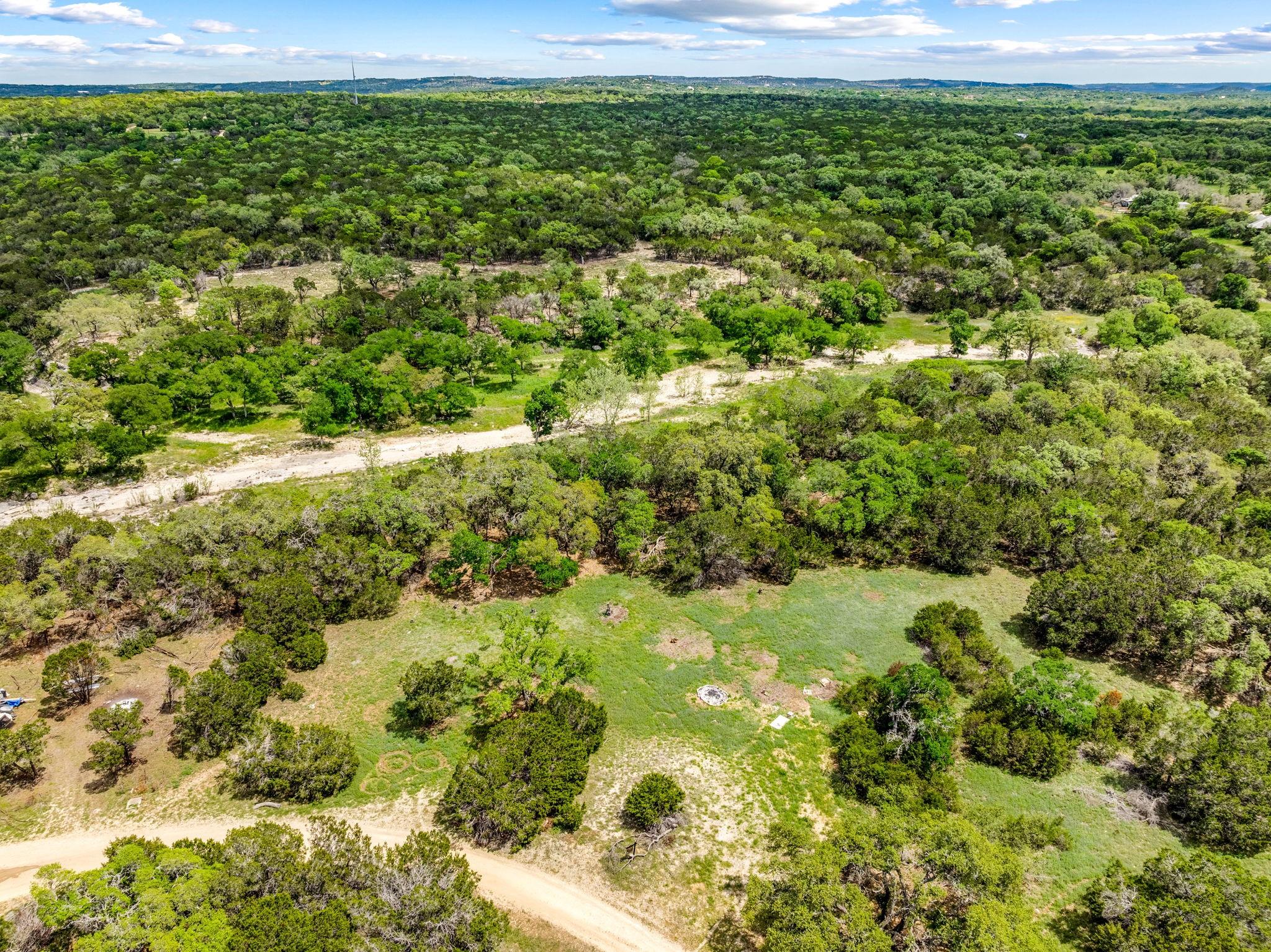32 Moonlight Ln, Wimberley, TX 78676