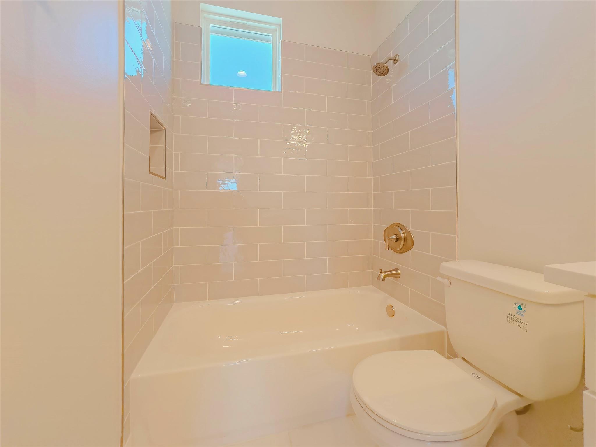 25837 Case Ln # 10, Spicewood, TX 78669