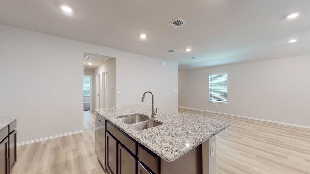 218 Rearden Rd, Jarrell, TX 76537