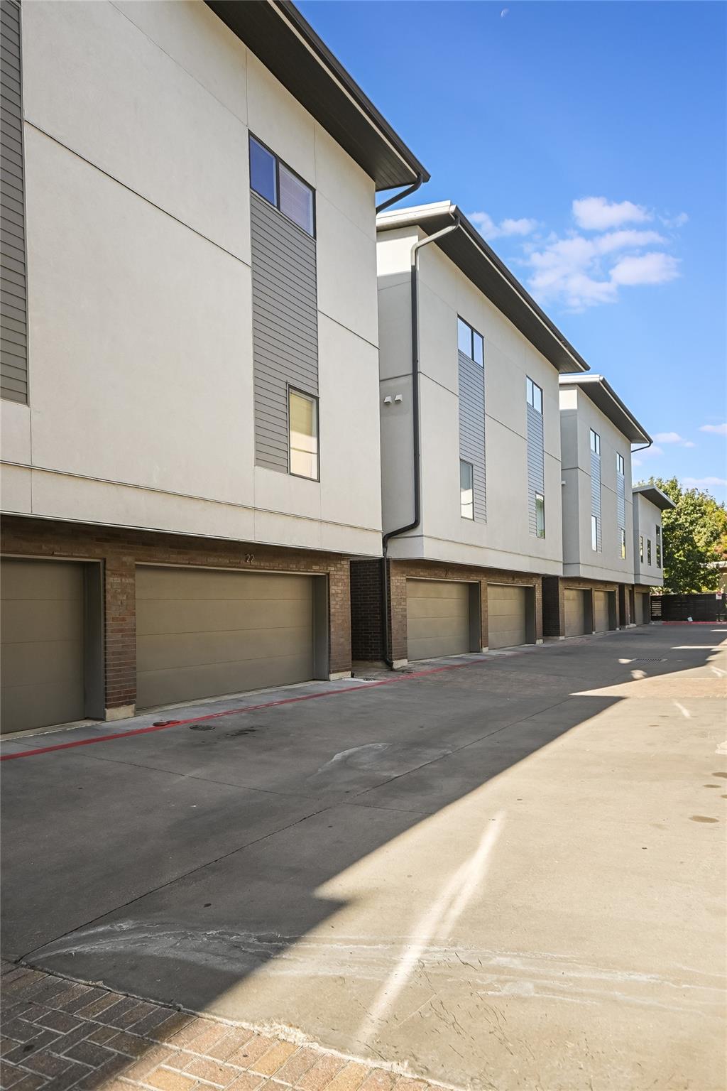 1702 S Lamar Blvd # 22, Austin, TX 78704