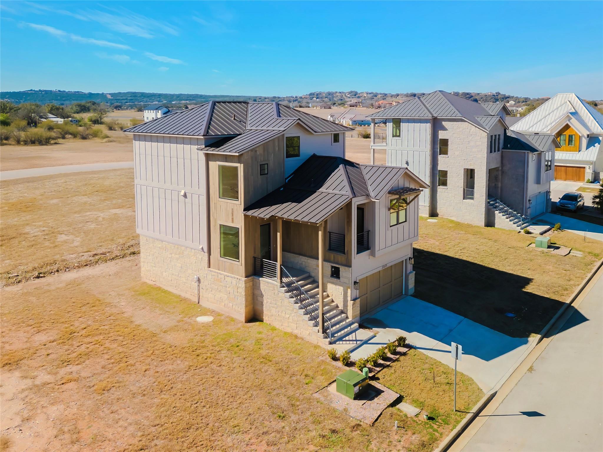 25829 Case Ln # 8, Spicewood, TX 78669