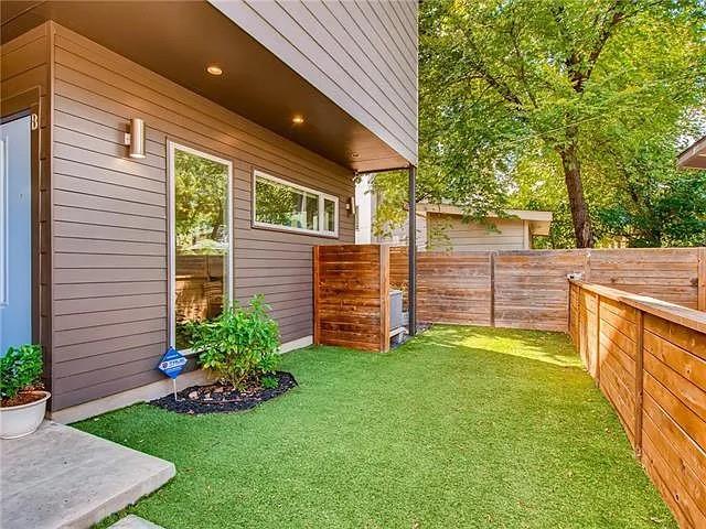 402 W 51st St # B, Austin, TX 78751