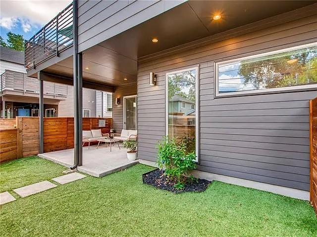 402 W 51st St # B, Austin, TX 78751