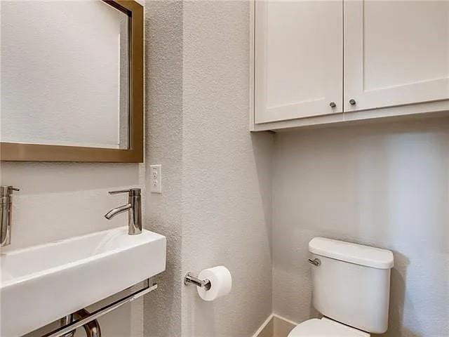 402 W 51st St # B, Austin, TX 78751