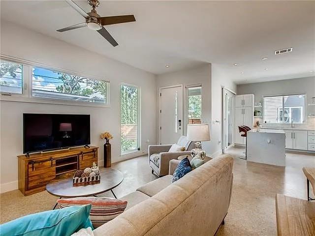 402 W 51st St # B, Austin, TX 78751