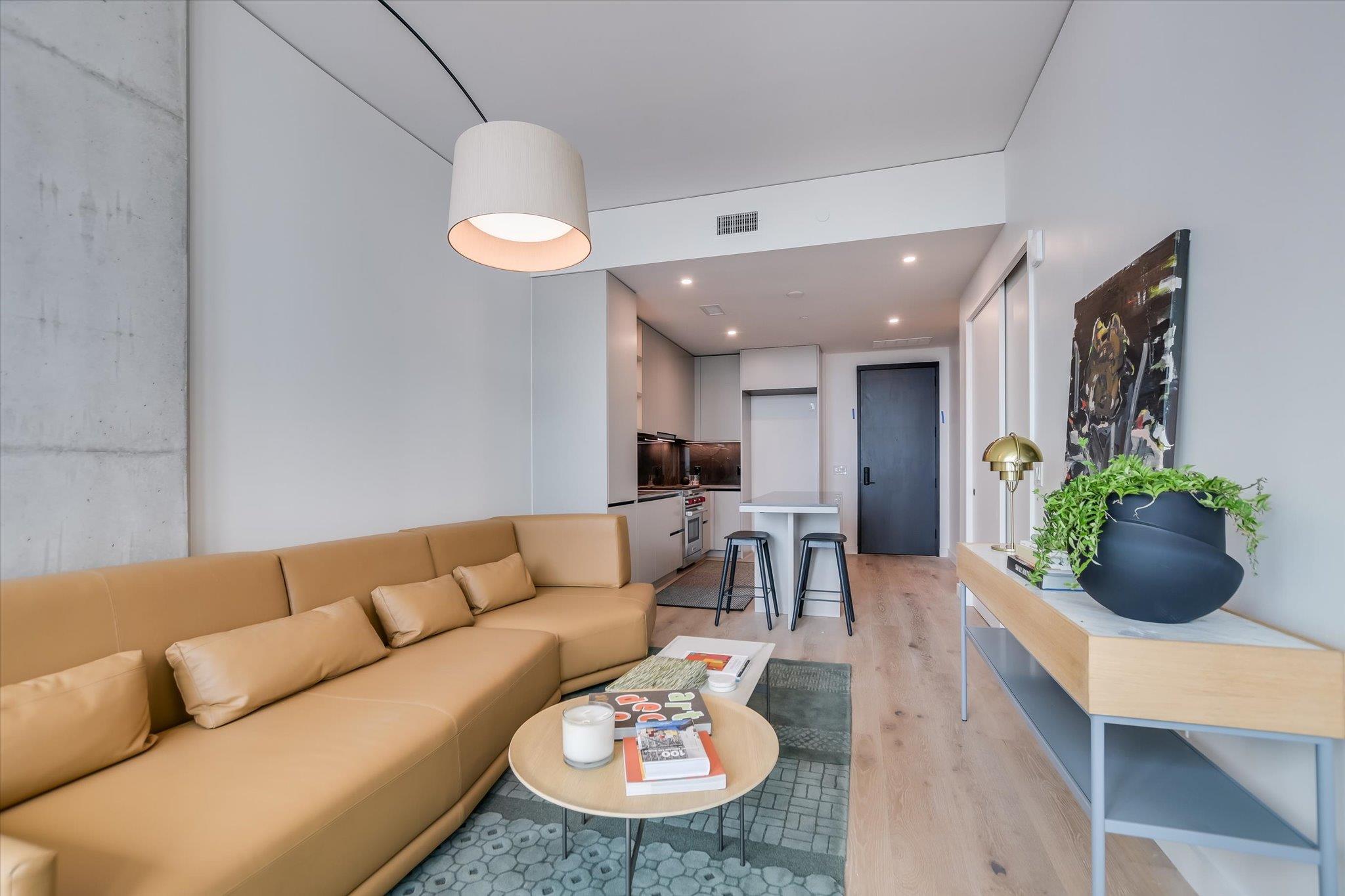 610 Davis St # 1811, Austin, TX 78701