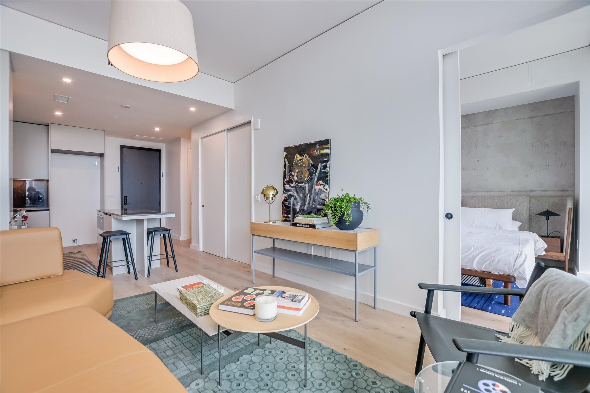 610 Davis St # 1811, Austin, TX 78701