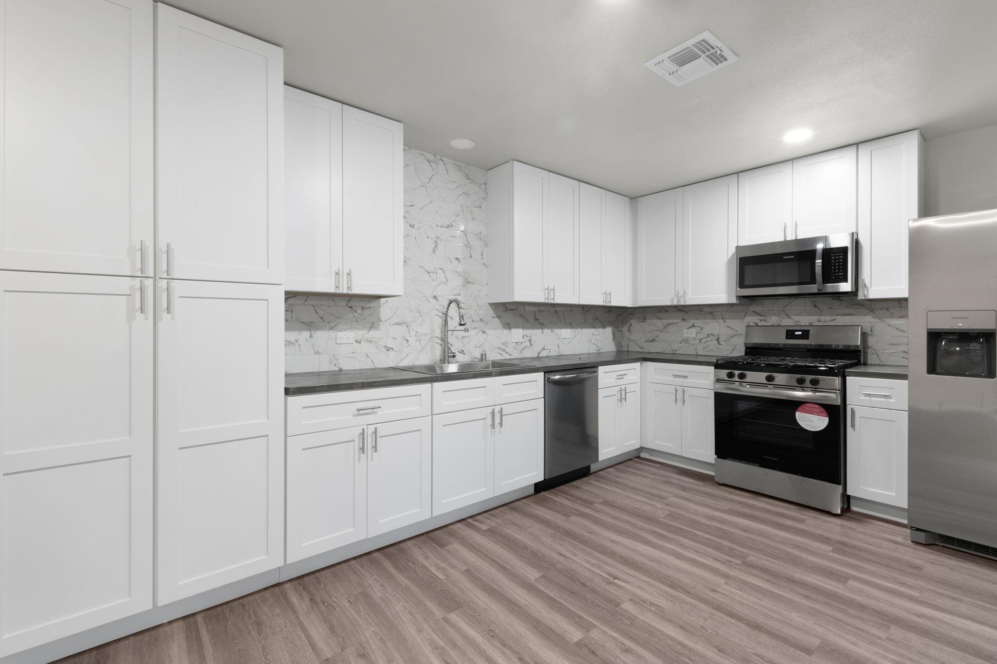 1211 W Avenue B, Lampasas, TX 76550