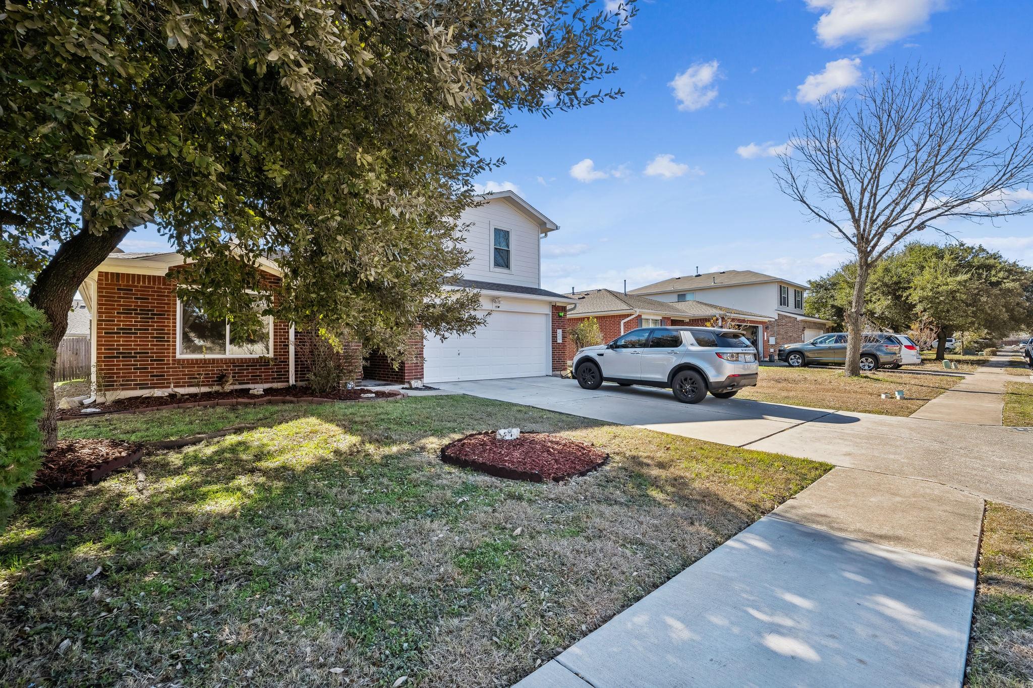 408 Glen Valley Ln, Leander, TX 78641