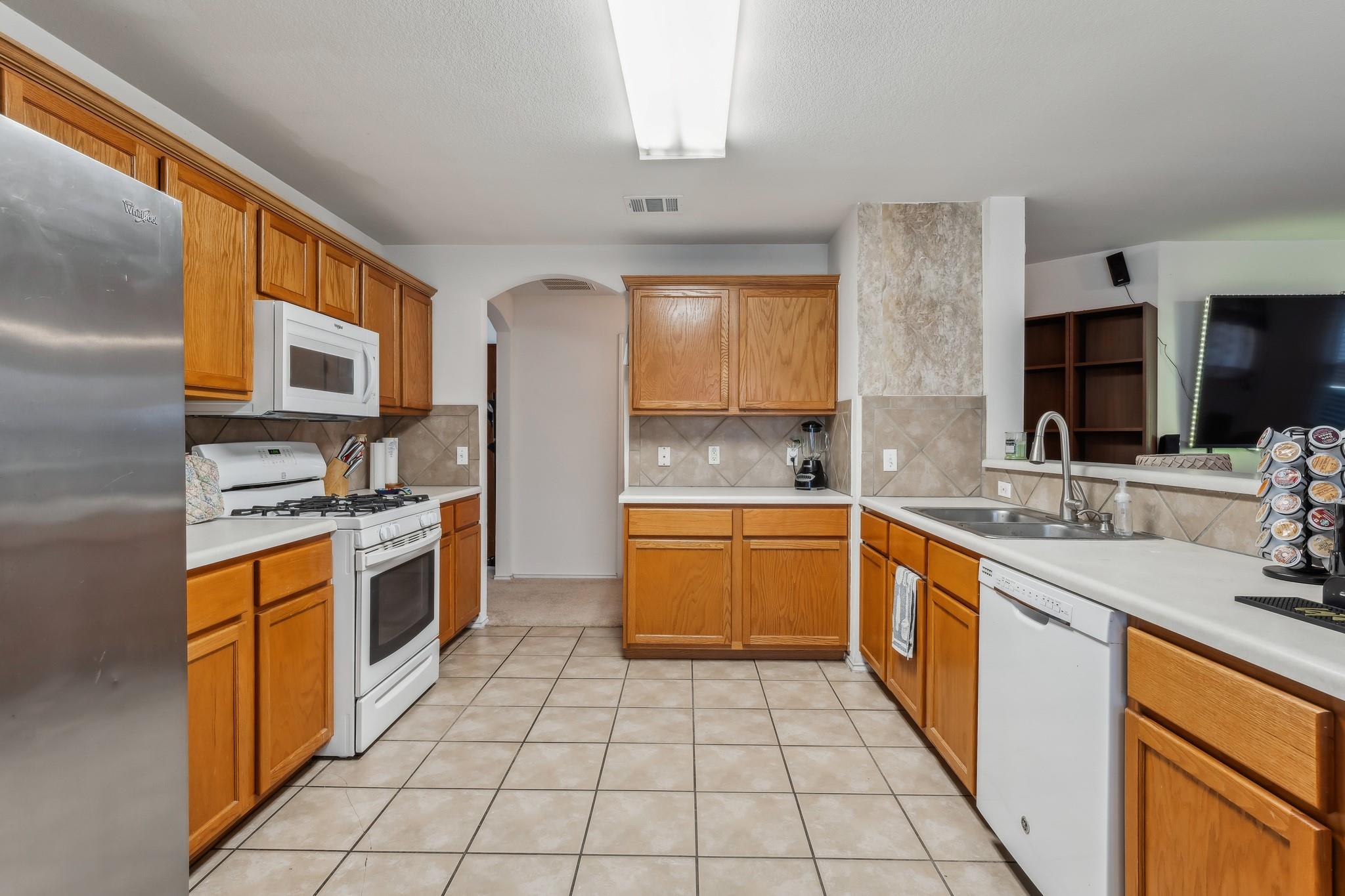 408 Glen Valley Ln, Leander, TX 78641