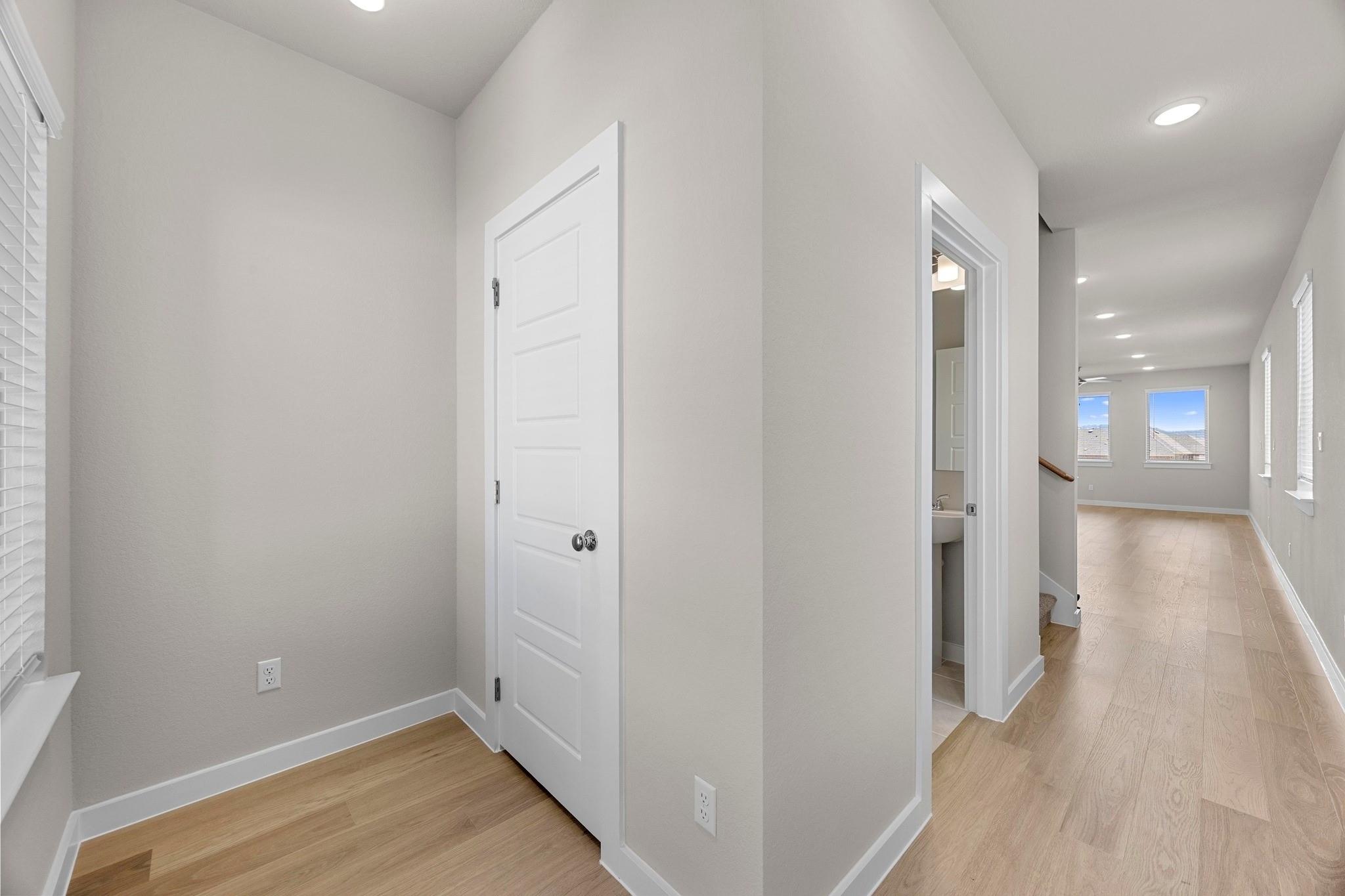 8013 Shining Flor Run, Lago Vista, TX 78645