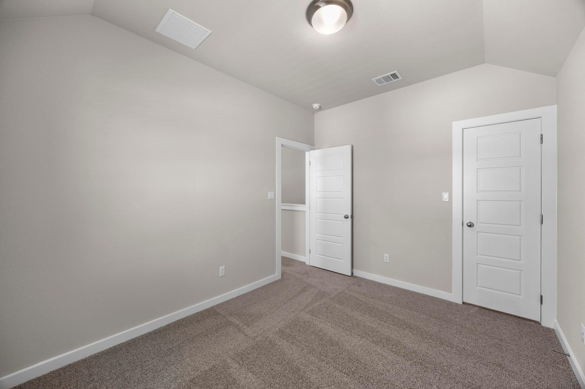 8013 Shining Flor Run, Lago Vista, TX 78645