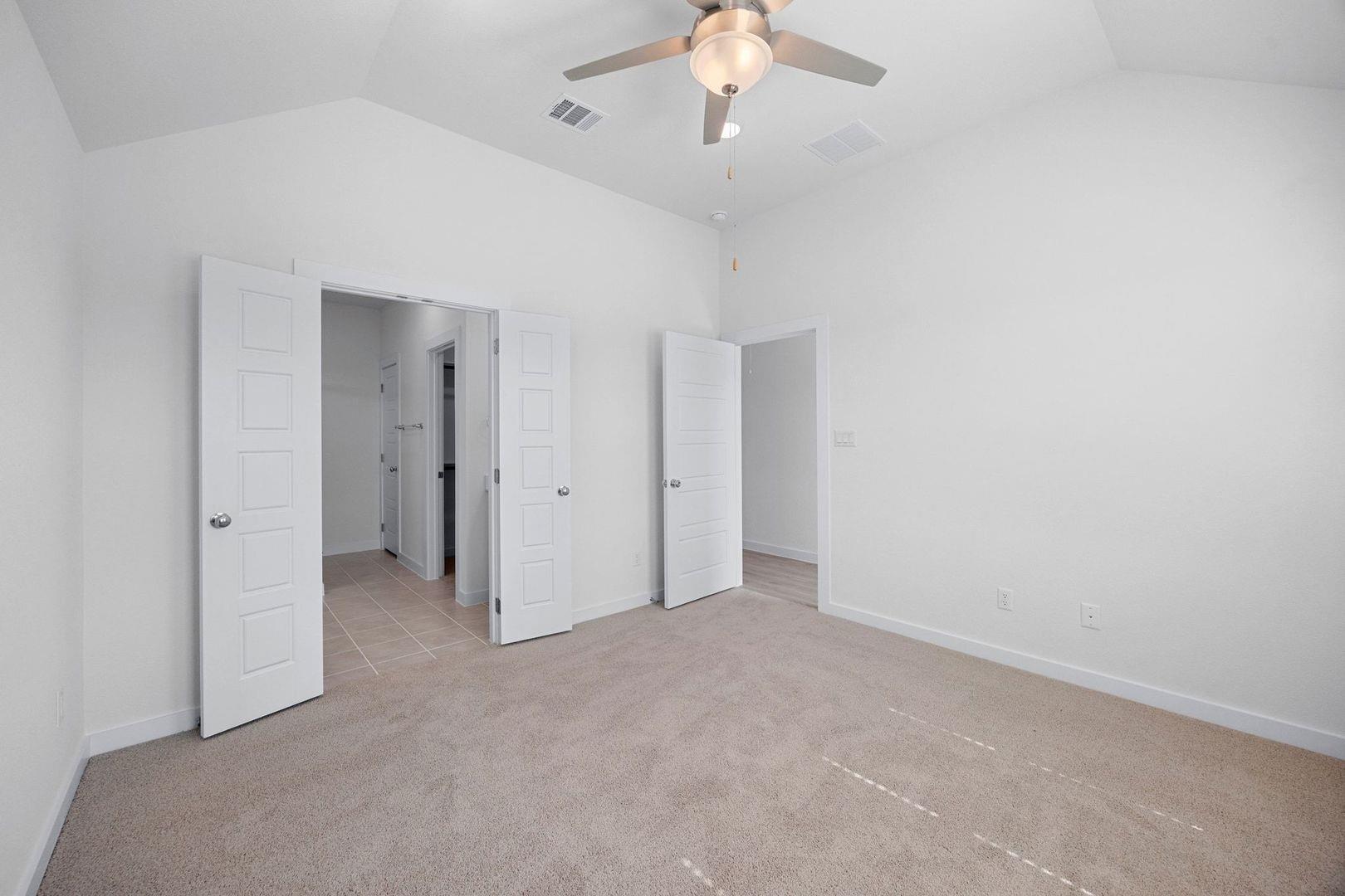 8007 Shining Flor Ln, Lago Vista, TX 78645