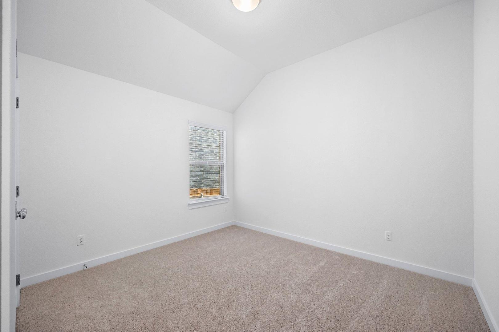 8007 Shining Flor Ln, Lago Vista, TX 78645