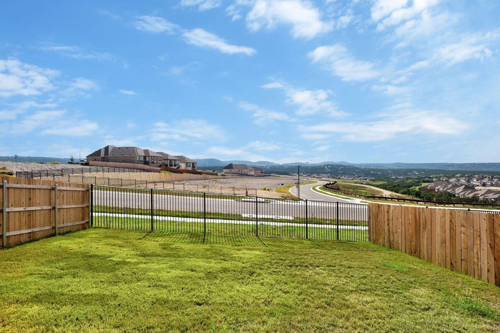 8007 Shining Flor Ln, Lago Vista, TX 78645