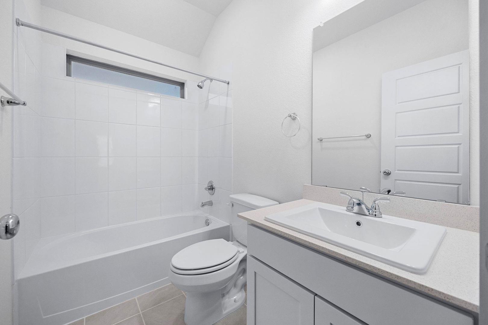 8007 Shining Flor Ln, Lago Vista, TX 78645