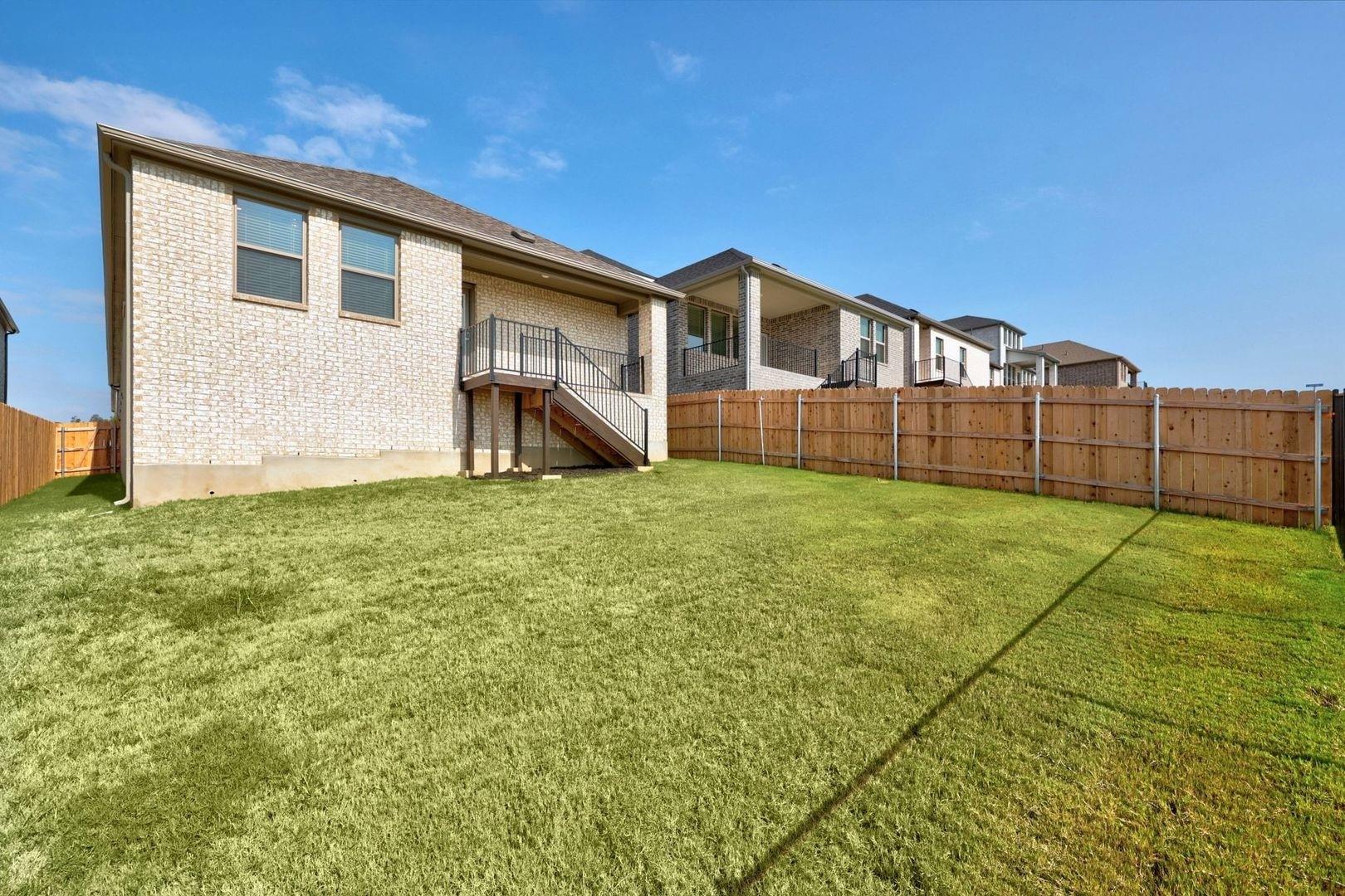 8007 Shining Flor Ln, Lago Vista, TX 78645