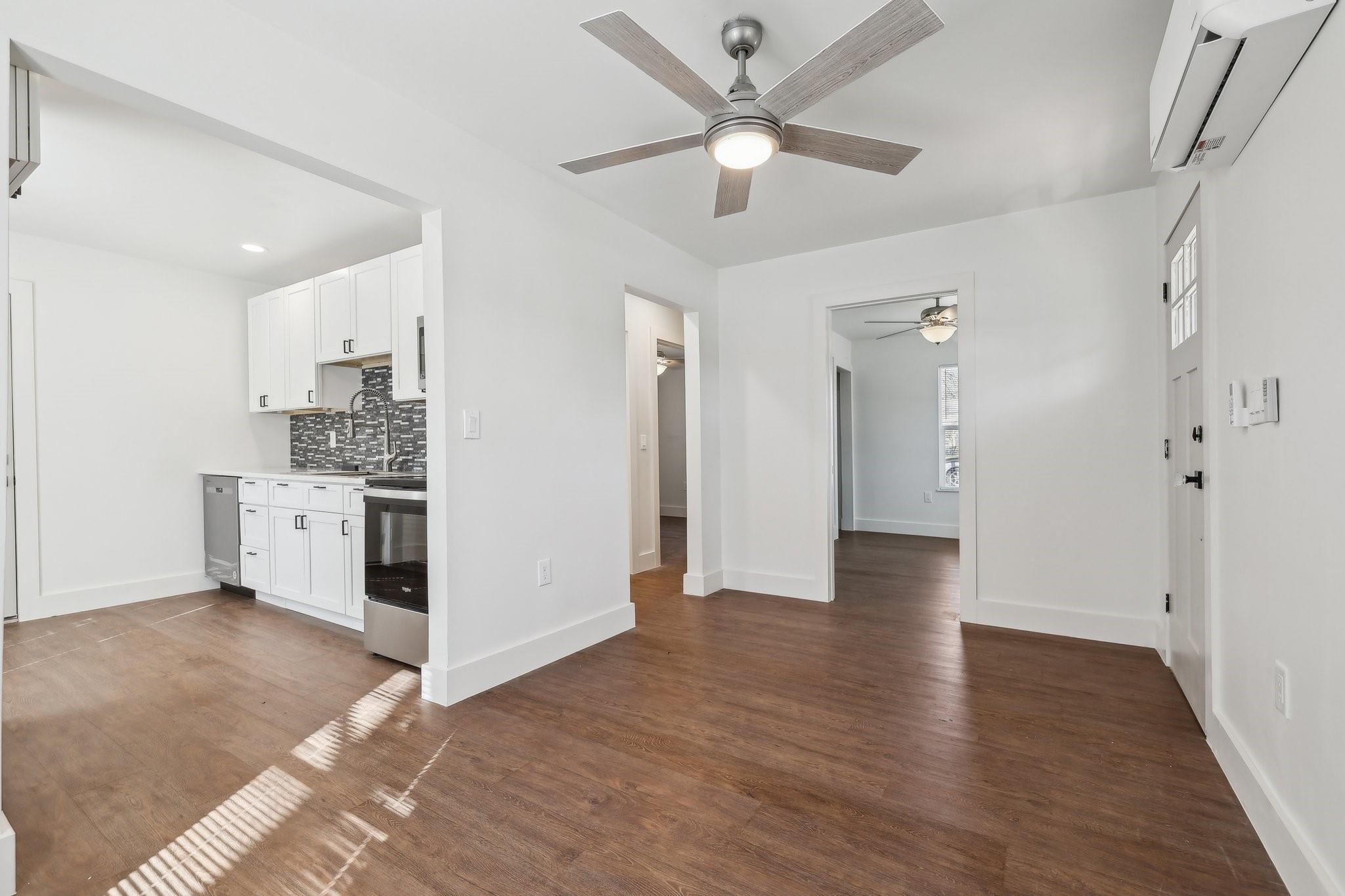 304 Harris St, Smithville, TX 78957