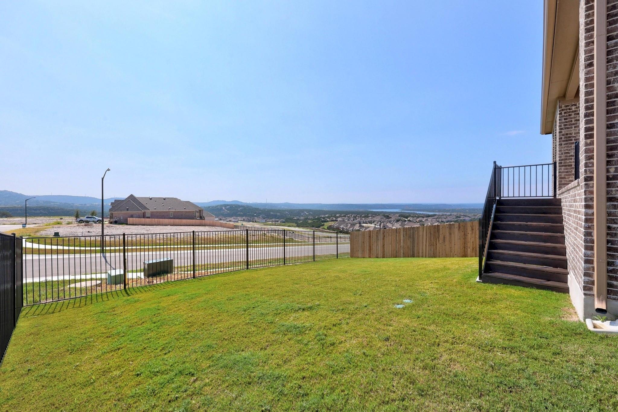 8017 Shining Flor Run, Lago Vista, TX 78645