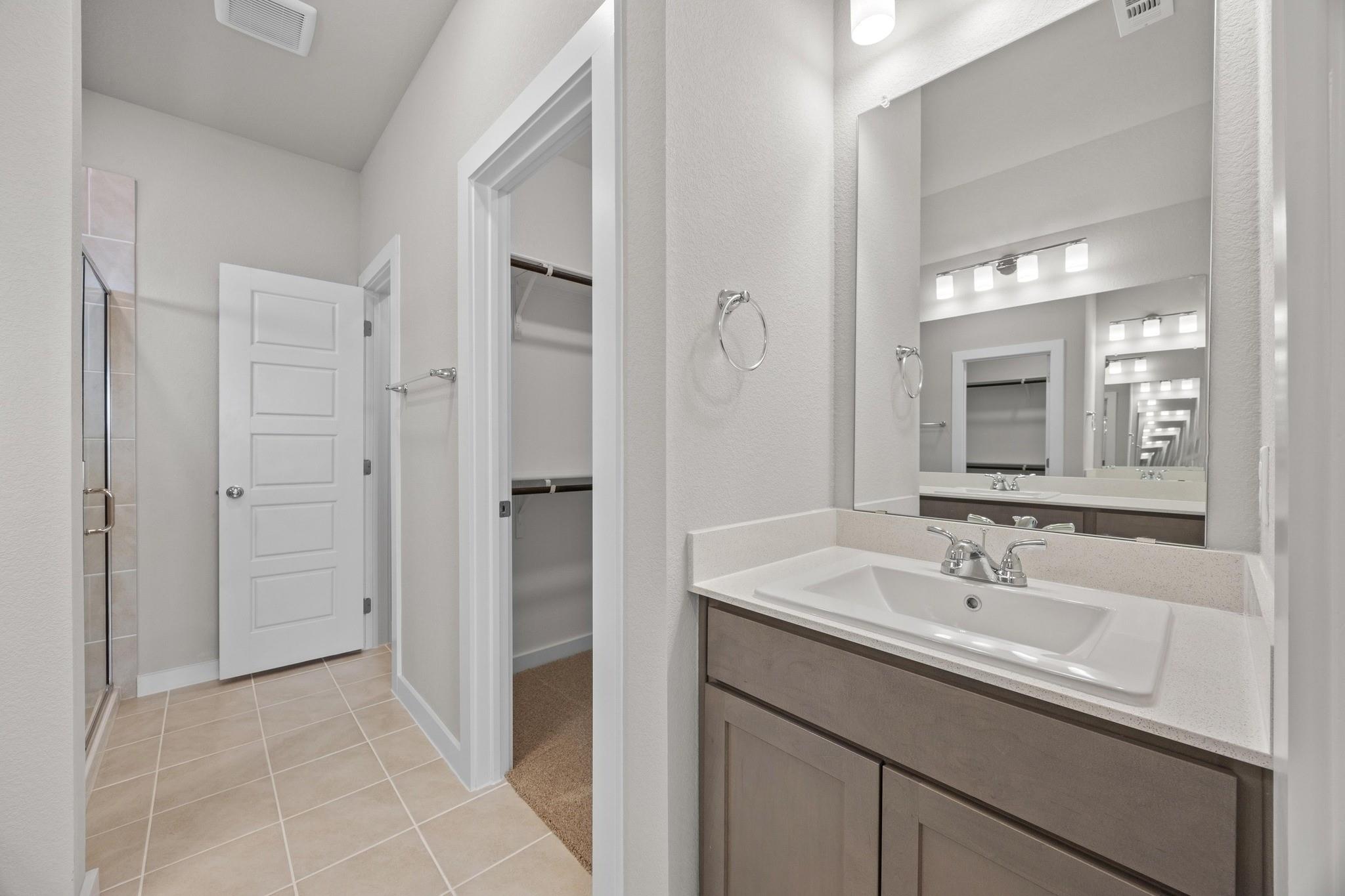 8017 Shining Flor Run, Lago Vista, TX 78645