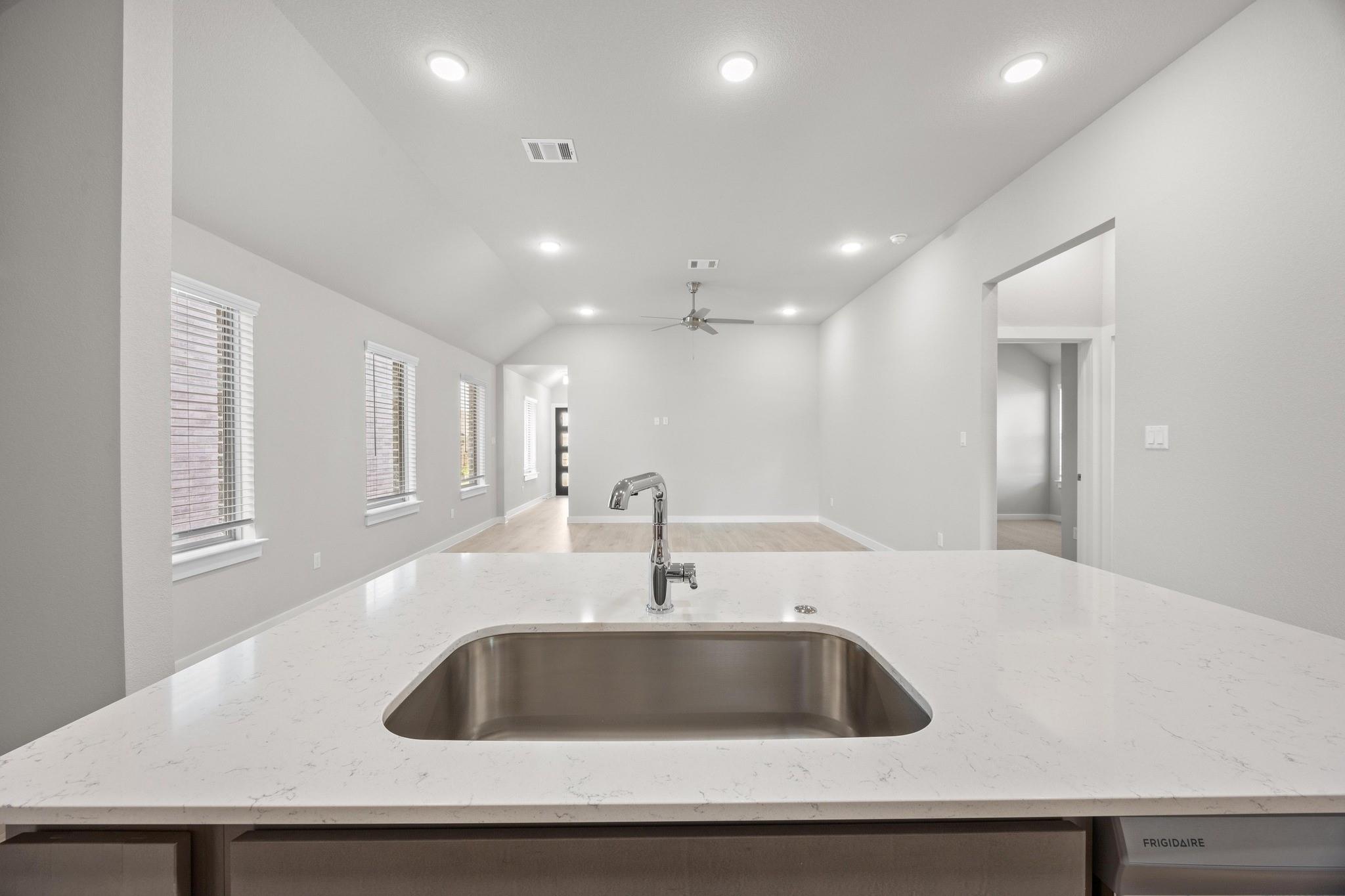 8017 Shining Flor Run, Lago Vista, TX 78645