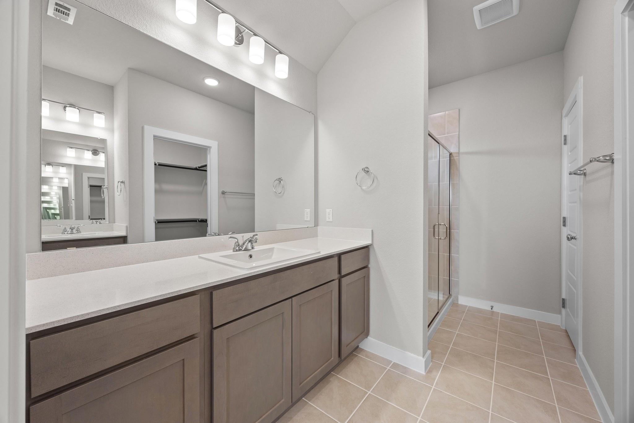 8017 Shining Flor Run, Lago Vista, TX 78645