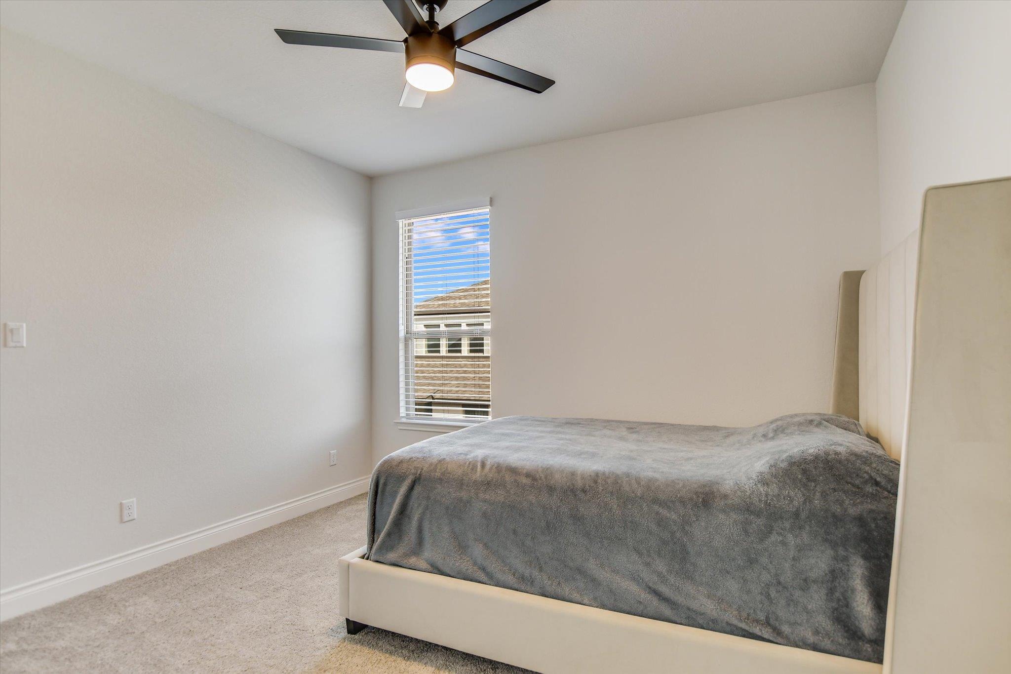 404 Berean Ln, Liberty Hill, TX 78642