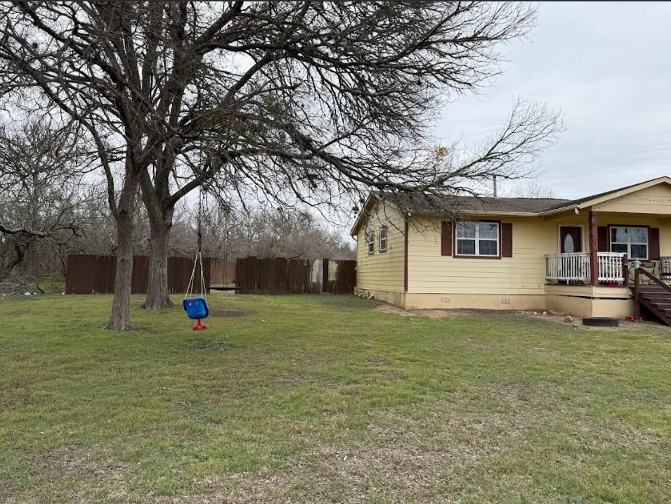 622 Longhollow Rd, Dale, TX 78616