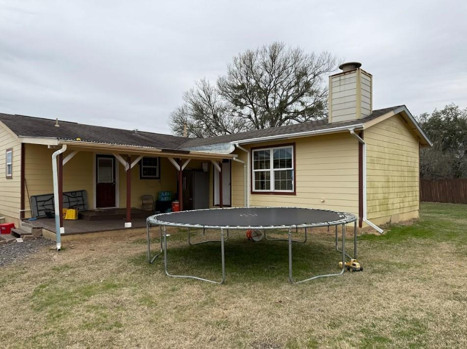 622 Longhollow Rd, Dale, TX 78616