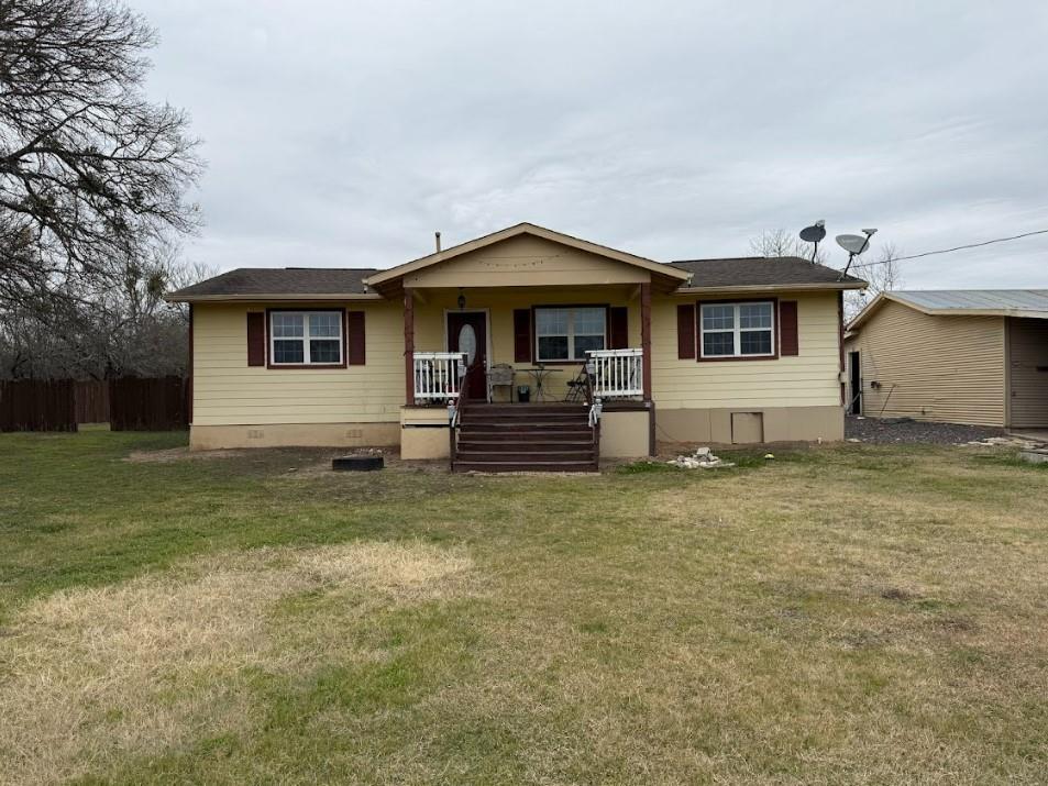 622 Longhollow Rd, Dale, TX 78616