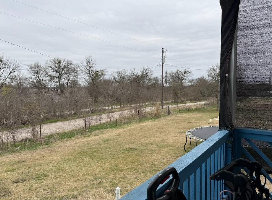 622 Longhollow Rd, Dale, TX 78616