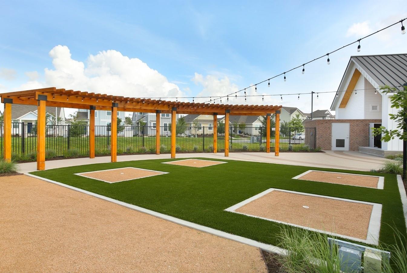 160 Chesterfield Dr, Kyle, TX 78640