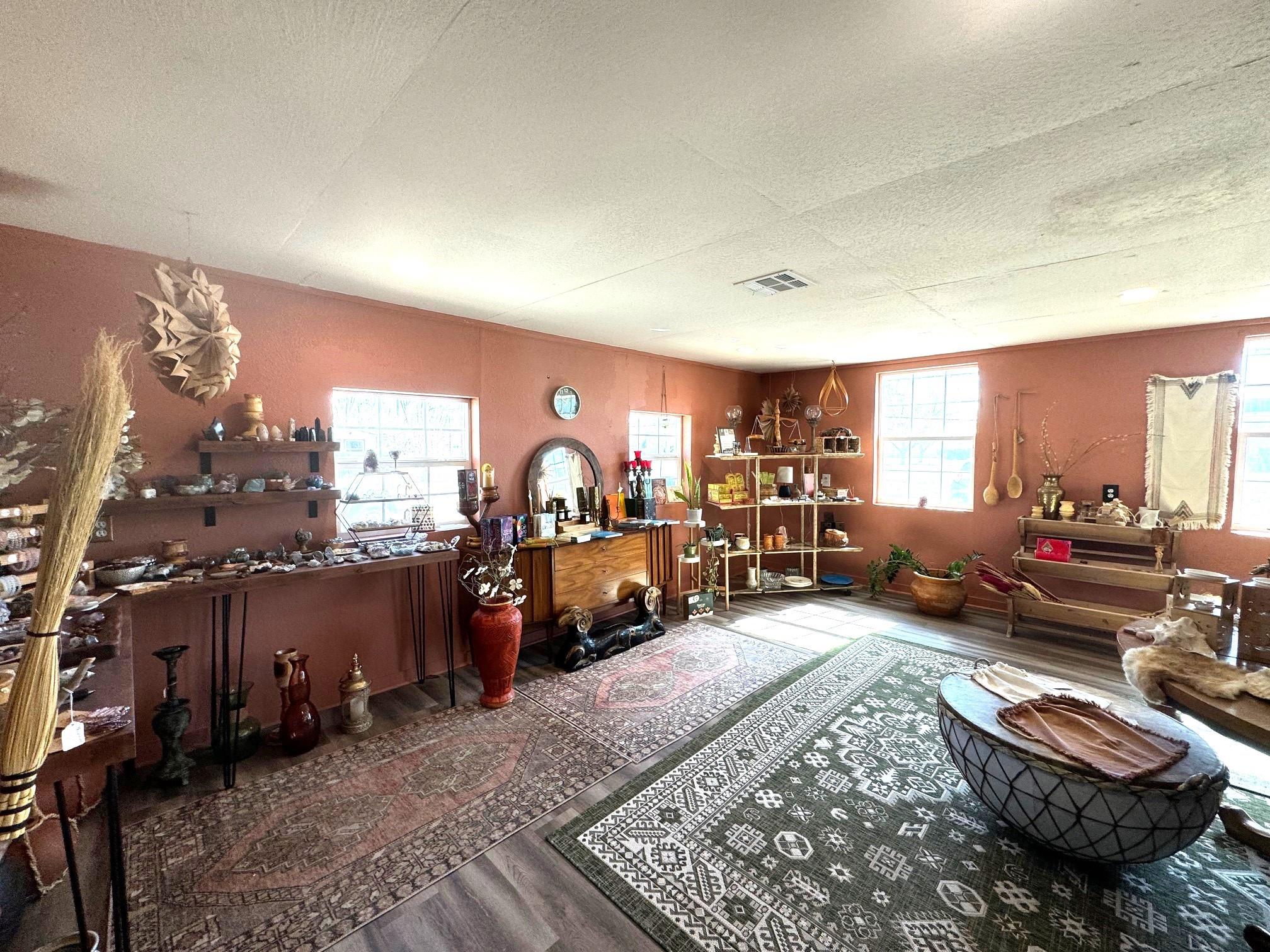 1205 Blackjack St, Lockhart, TX 78644