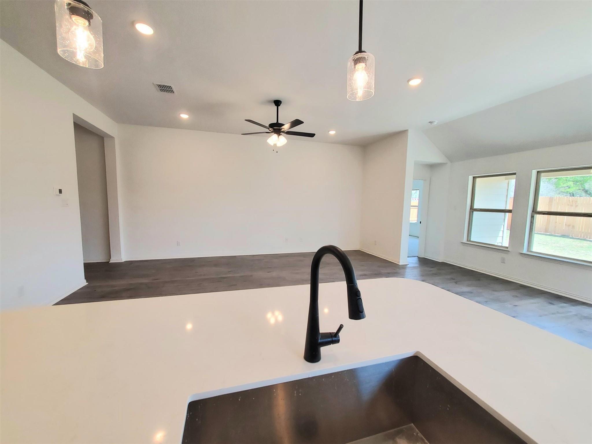 1501 Cole Estates Dr, Georgetown, TX 78628